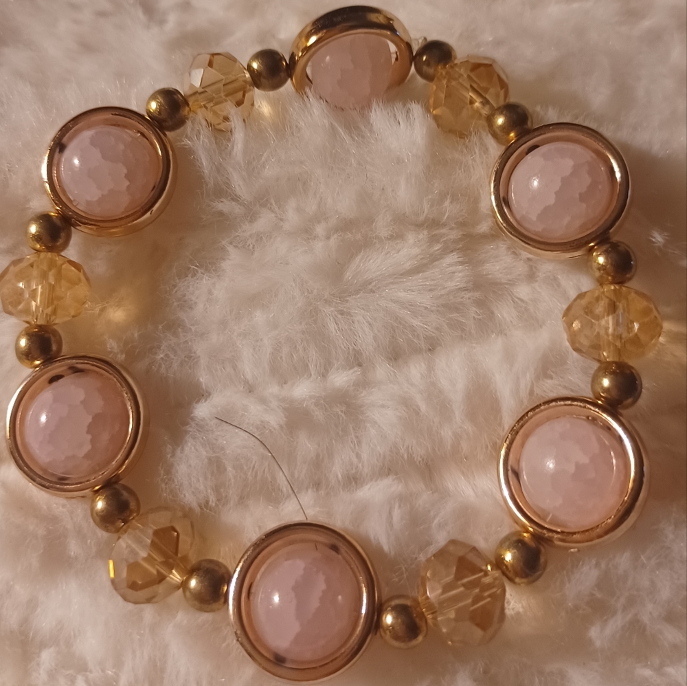 🌸FREE GIFT🌸 WITH A $25 DOLLAR PURCHASE